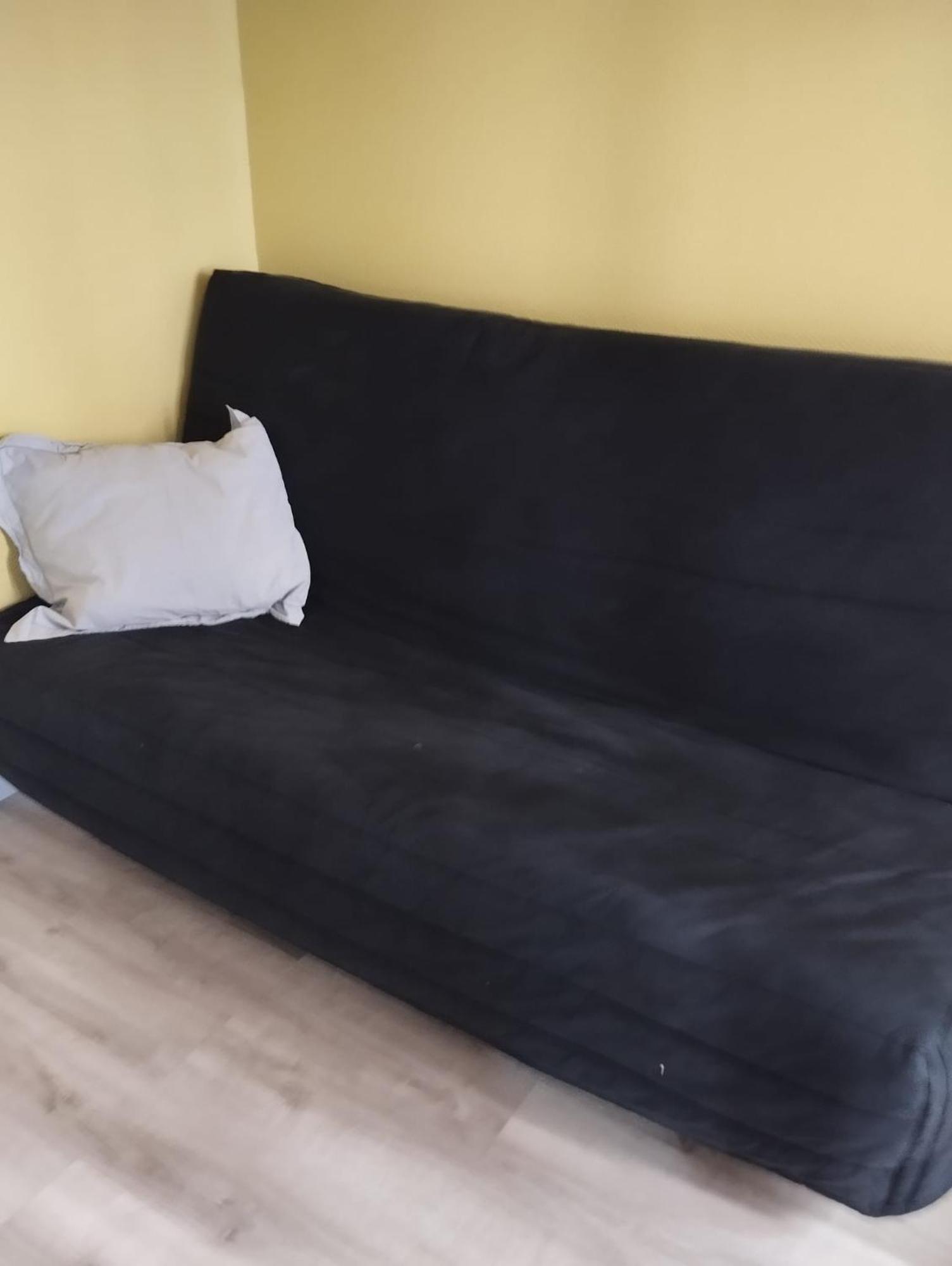 Studio Charmant A Place De Clichy Paris Exterior foto